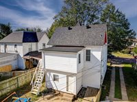 606 South C St, Arkansas City, KS 67005