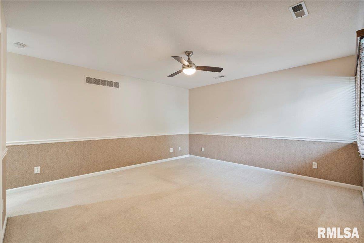 16808 River Road North, Cordova, IL 61242