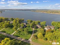 16808 River Road North, Cordova, IL 61242