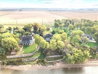 16808 River Road North, Cordova, IL 61242