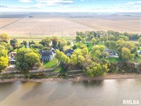 16808 River Road North, Cordova, IL 61242