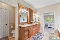 16808 River Road North, Cordova, IL 61242