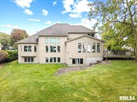 16808 River Road North, Cordova, IL 61242