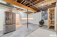 16808 River Road North, Cordova, IL 61242