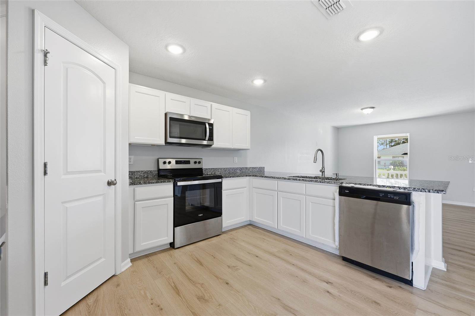 4 Round Tree Drive, Palm Coast, FL 32164