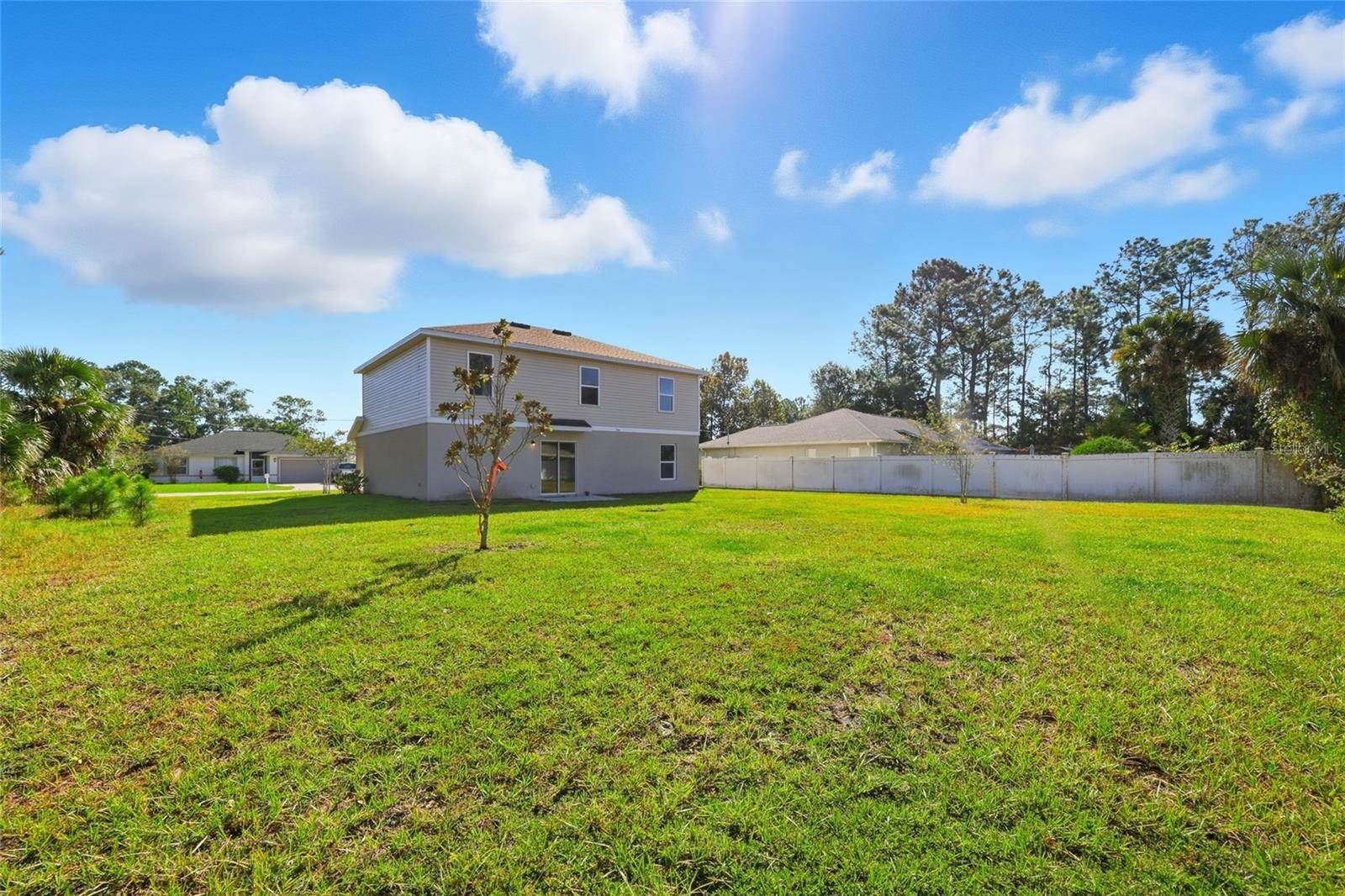 4 Round Tree Drive, Palm Coast, FL 32164