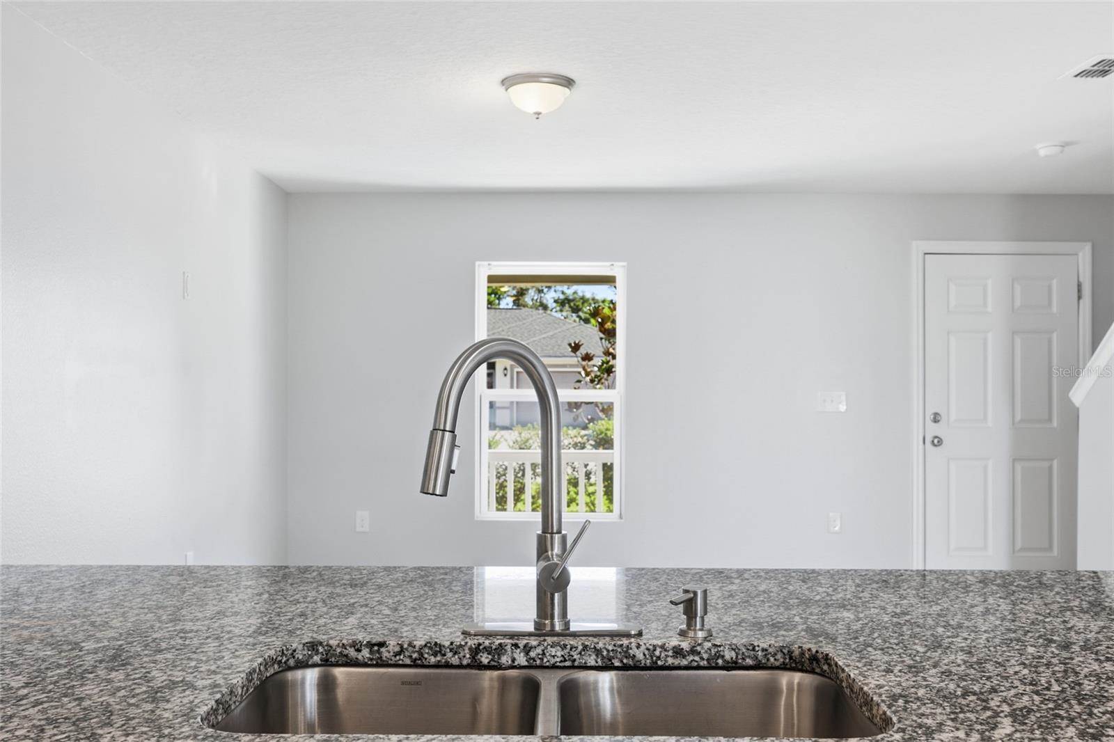 4 Round Tree Drive, Palm Coast, FL 32164