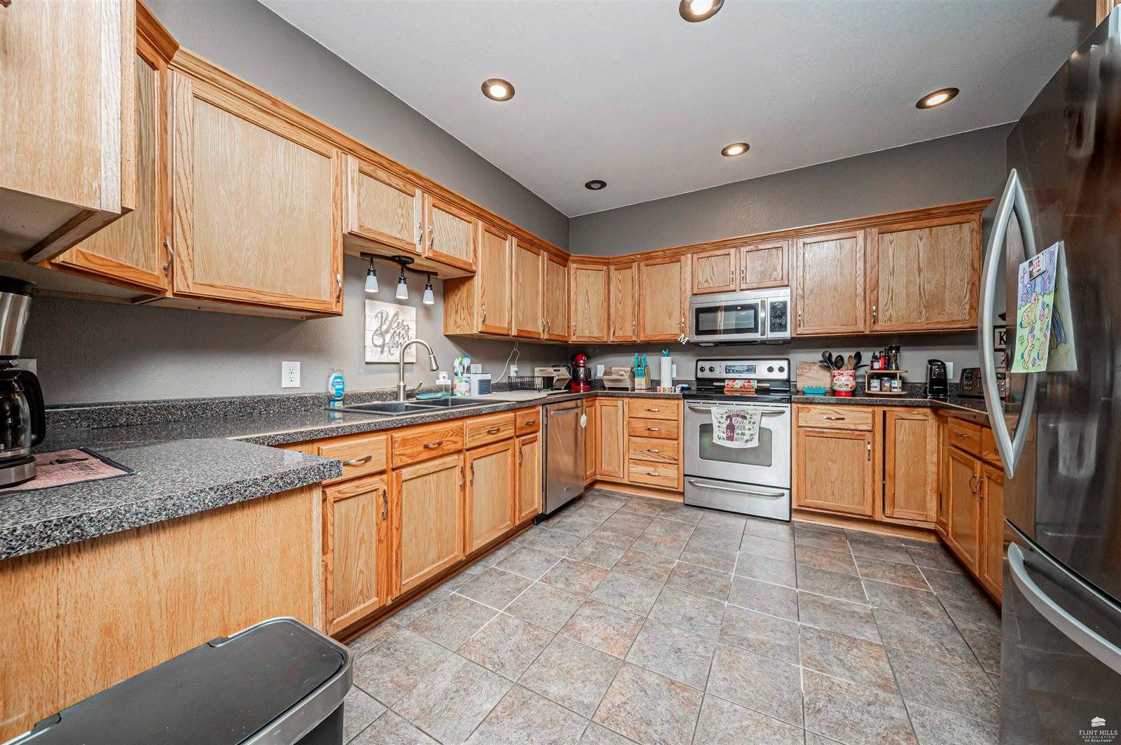 706 Grove Street, Wakefield, KS 67487