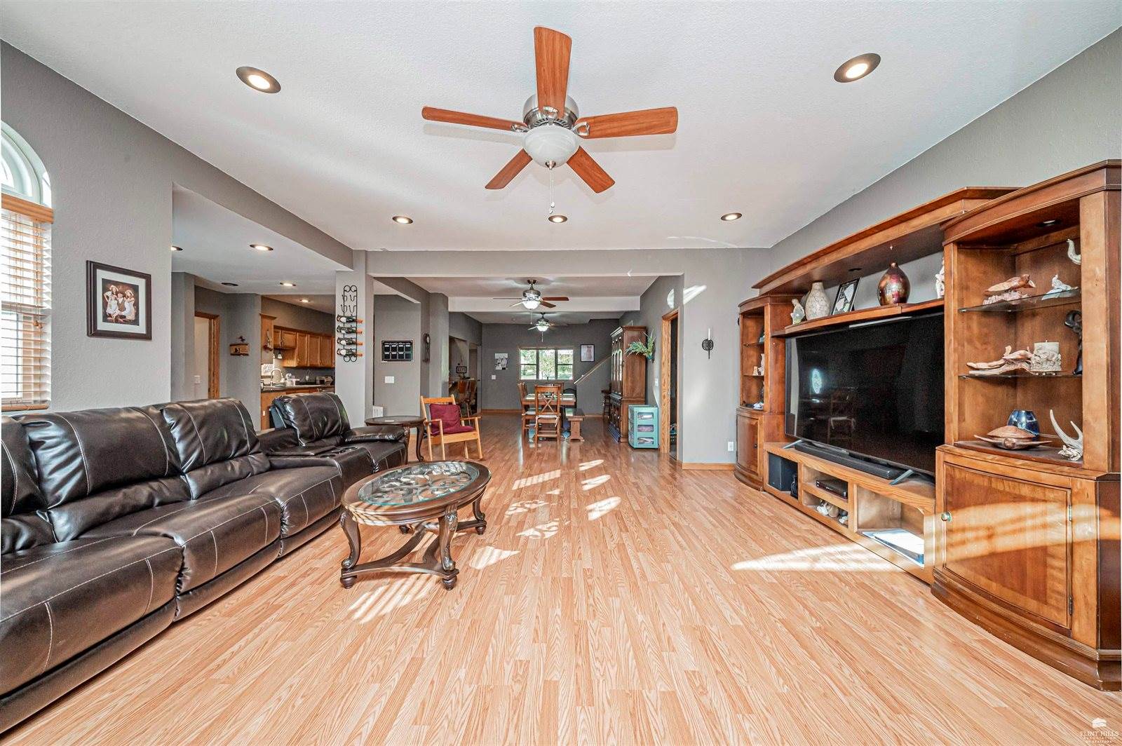 706 Grove Street, Wakefield, KS 67487