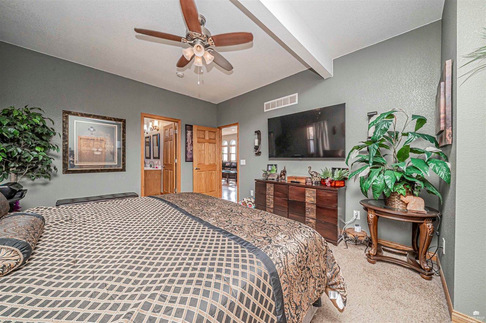 706 Grove Street, Wakefield, KS 67487