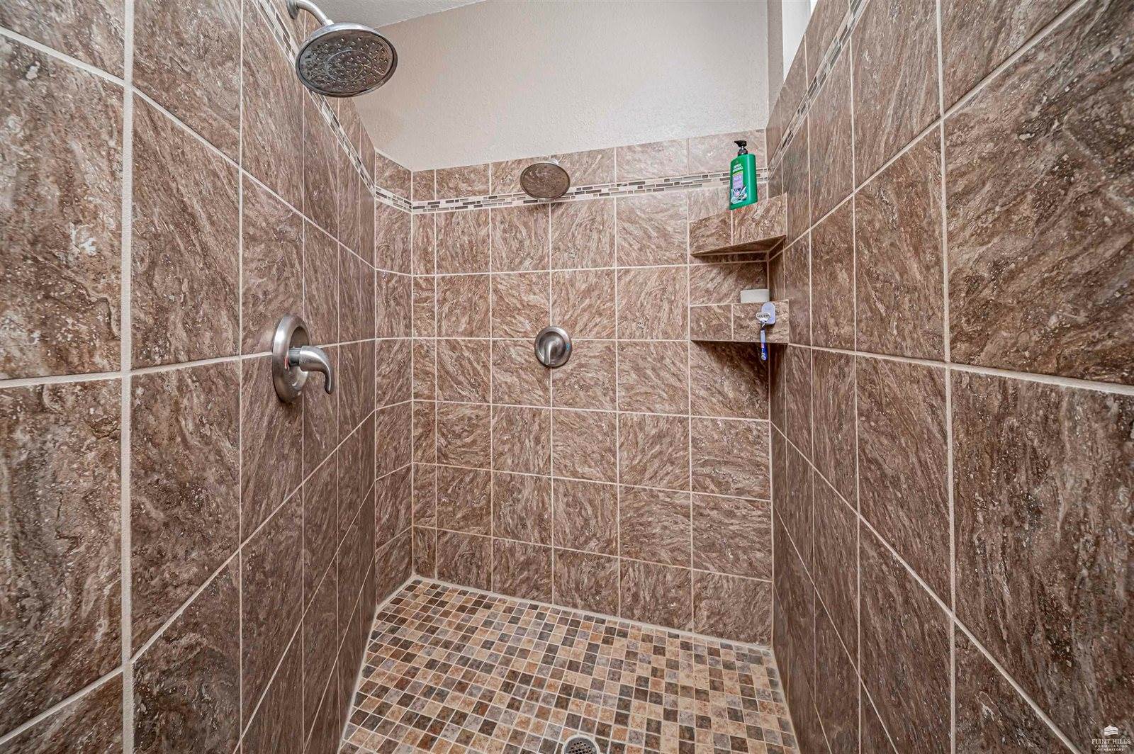 706 Grove Street, Wakefield, KS 67487