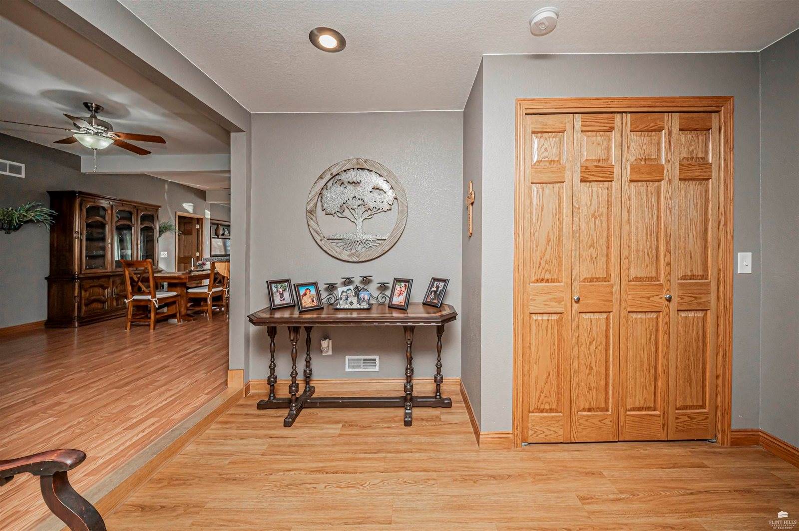 706 Grove Street, Wakefield, KS 67487