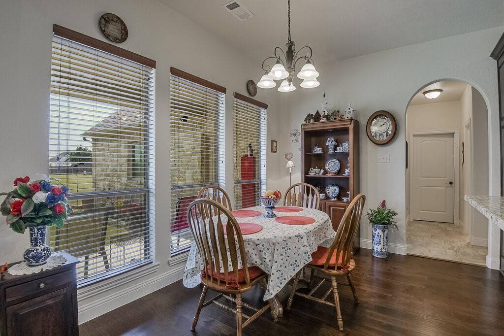 5830 Shiloh Forest Drive, Midlothian, TX 76065