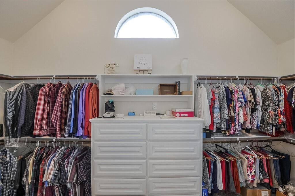 5830 Shiloh Forest Drive, Midlothian, TX 76065