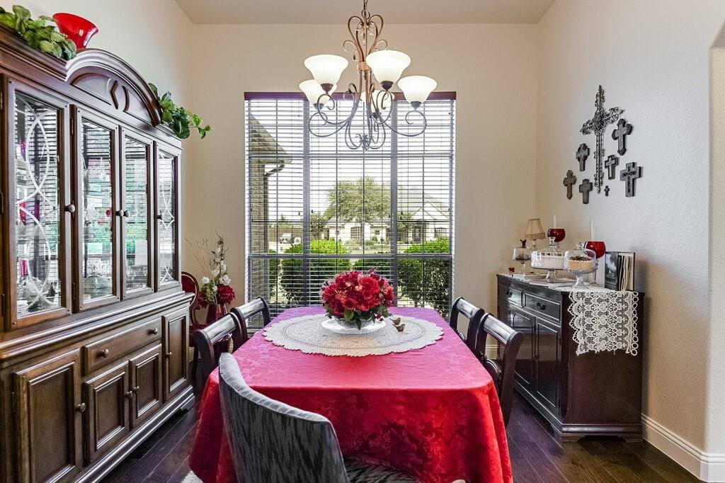 5830 Shiloh Forest Drive, Midlothian, TX 76065