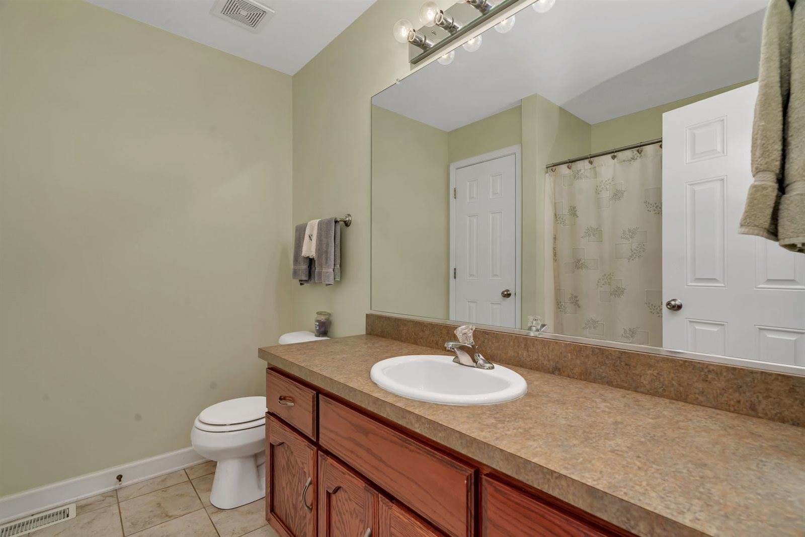 2788 Meadow Path, New Lenox, IL 60451