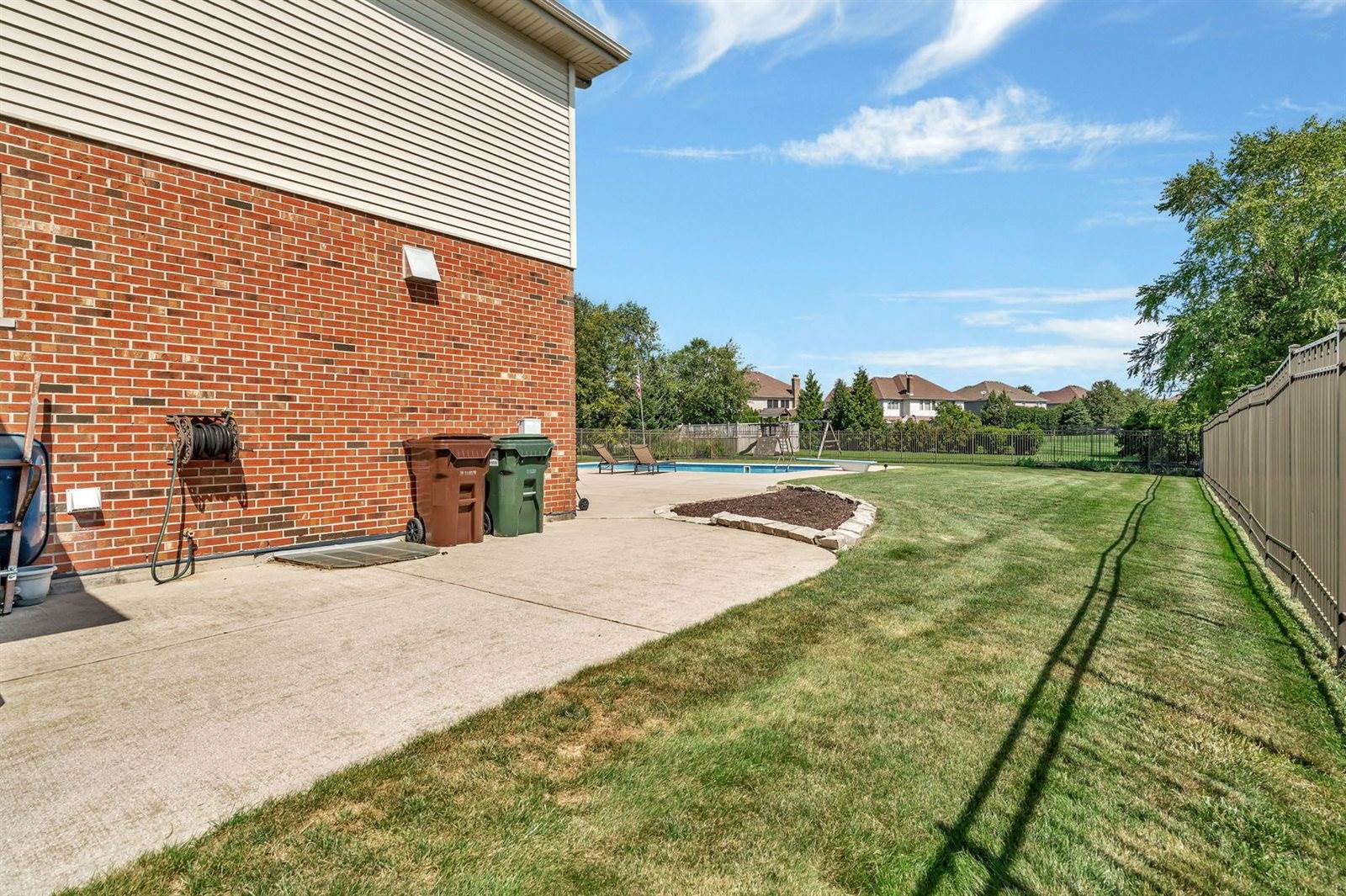 2788 Meadow Path, New Lenox, IL 60451