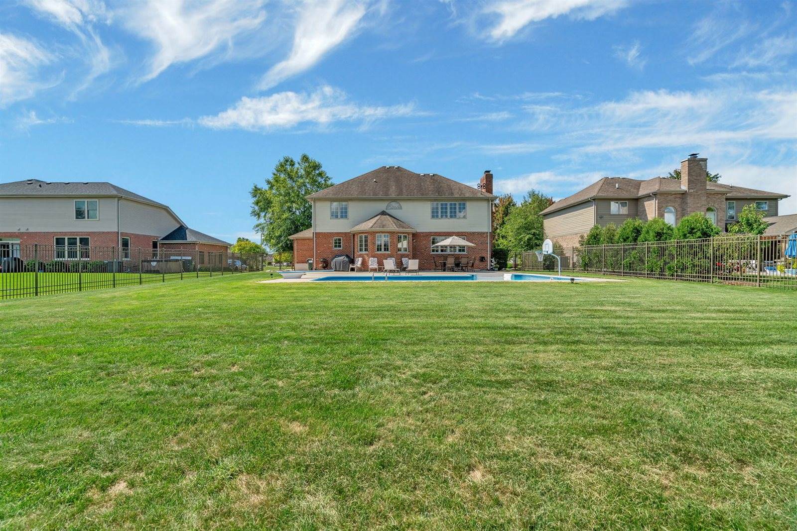 2788 Meadow Path, New Lenox, IL 60451