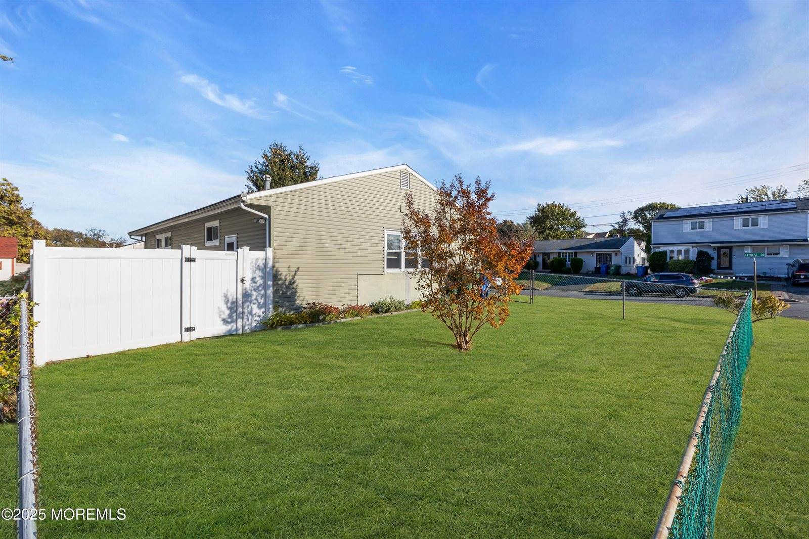 19 Cypress Drive, Parlin, NJ 08859