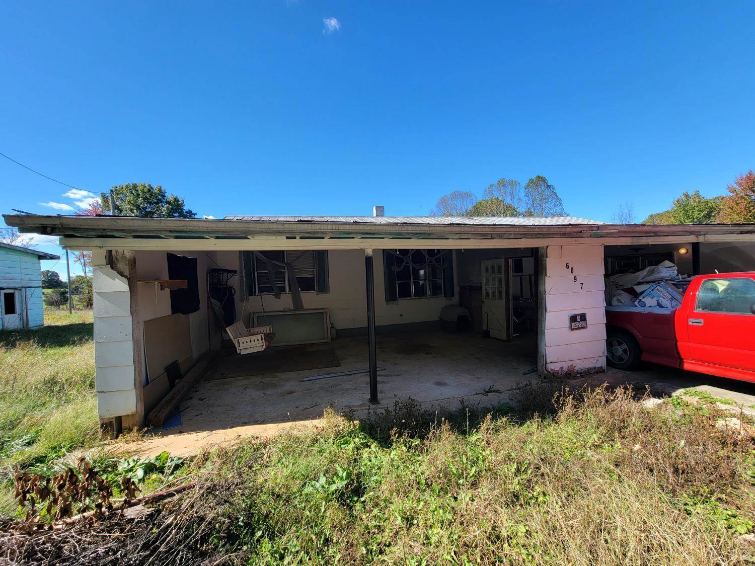 6097 Wards Road, Hurt, VA 24563