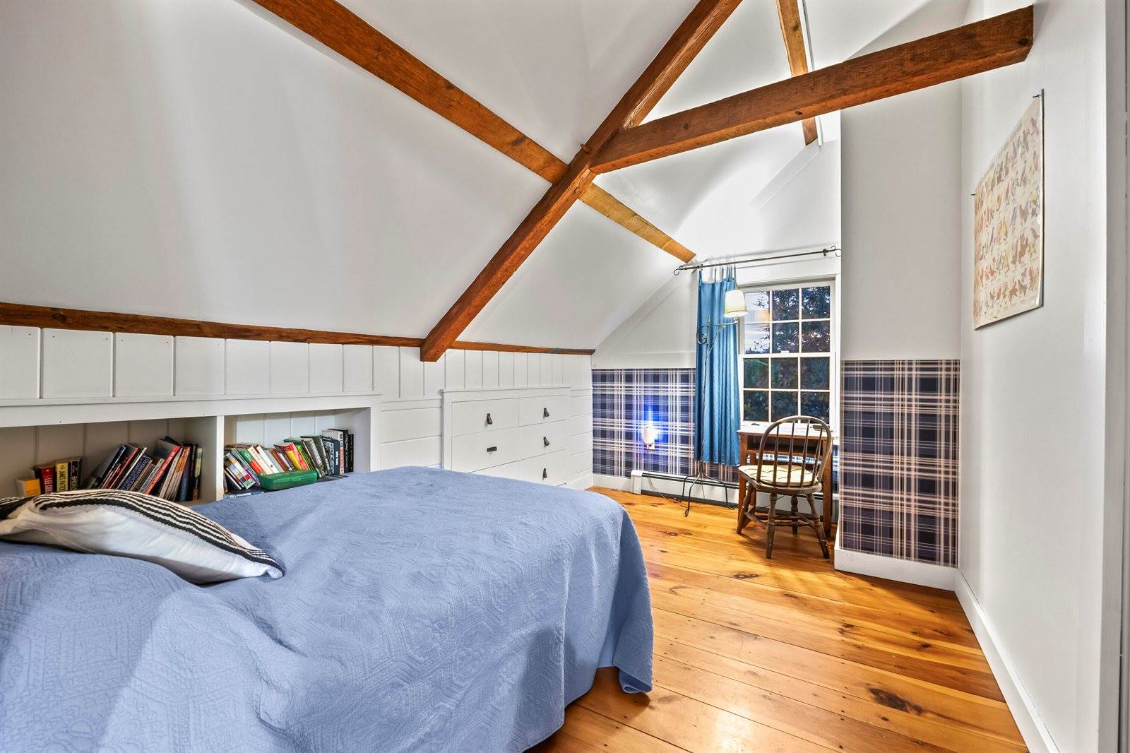 1588 Pond Road, Mount Vernon, ME 04352