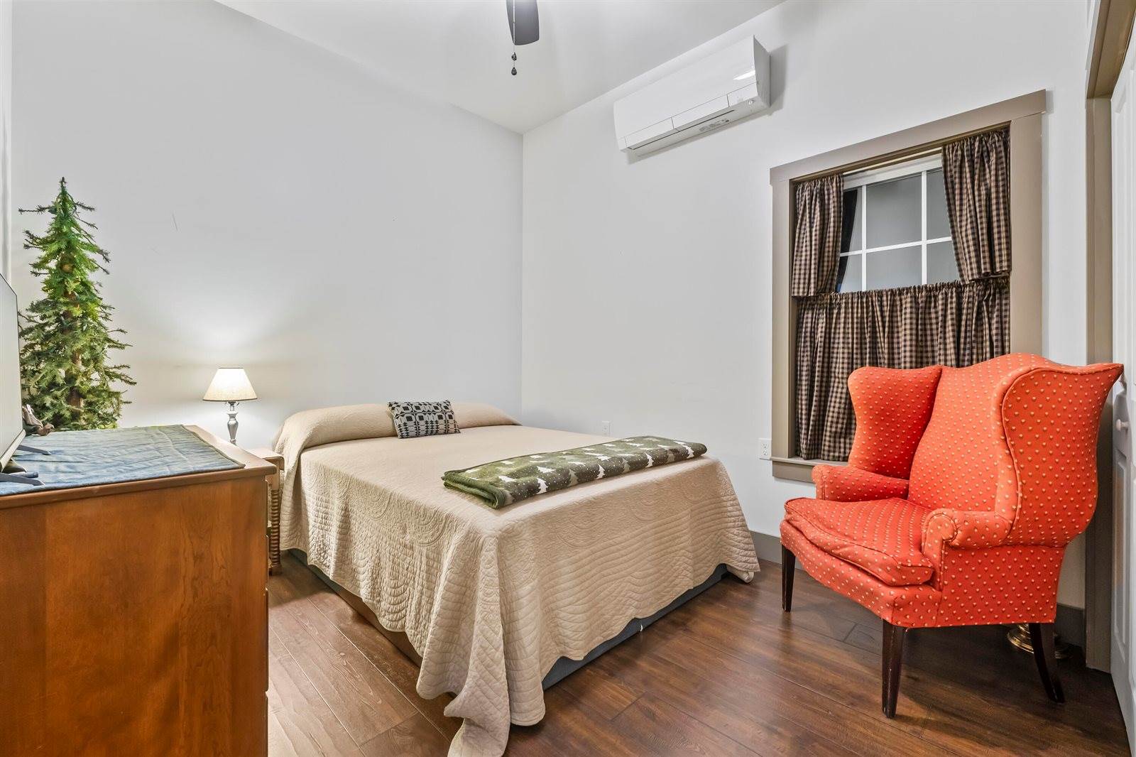 1588 Pond Road, Mount Vernon, ME 04352