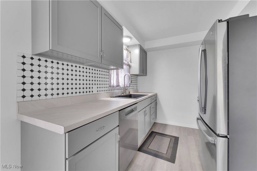 608 Maplewood Avenue, Struthers, OH 44471