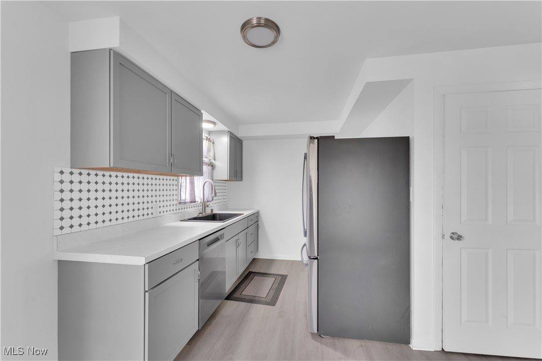 608 Maplewood Avenue, Struthers, OH 44471