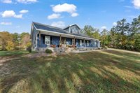 24 Nora Mae Lane, Beechmont, KY 42323