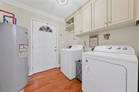 24 Nora Mae Lane, Beechmont, KY 42323