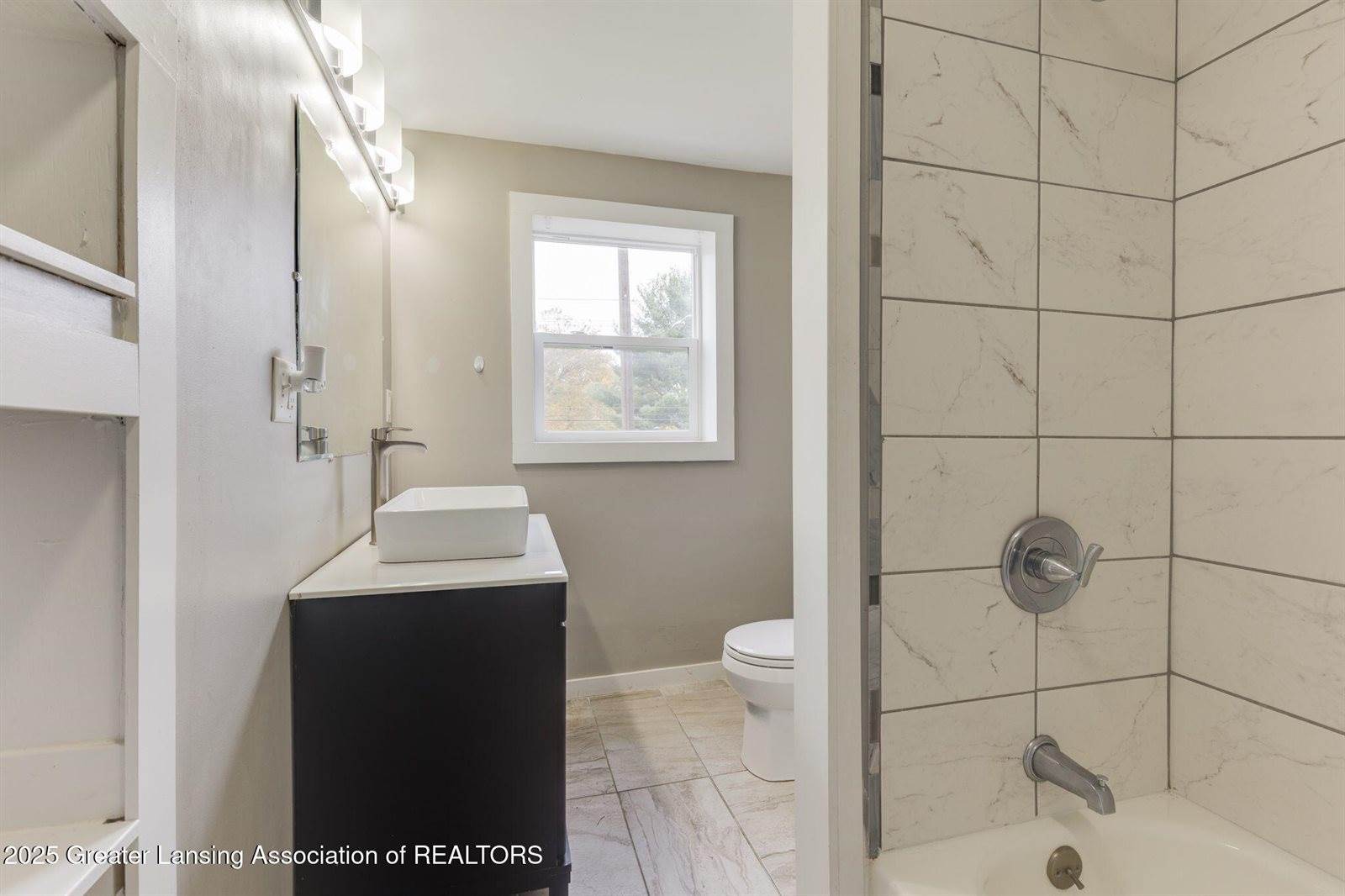 4628 Pleasant Grove Road, LansingCity_Ingham, MI 48910