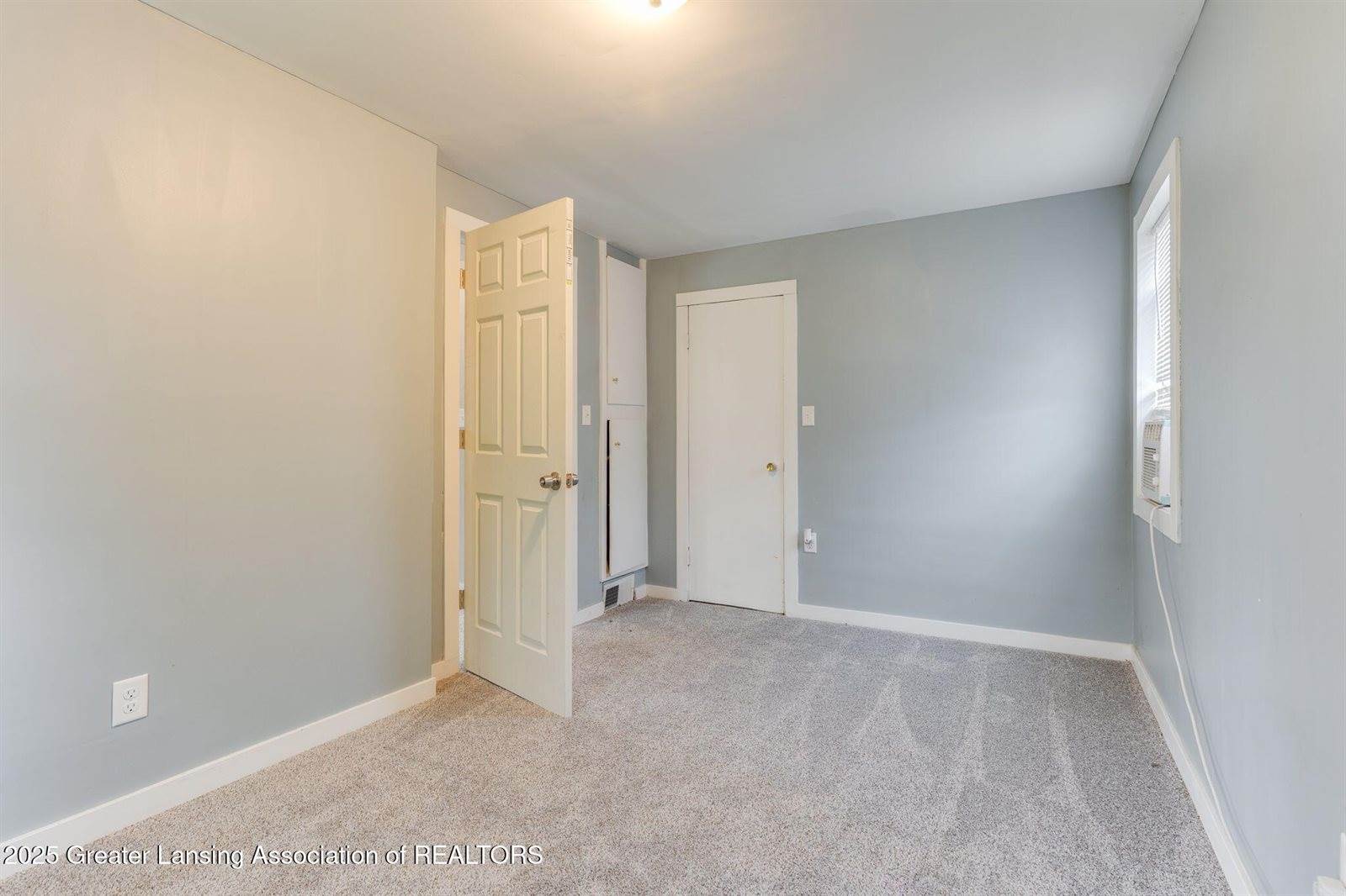 4628 Pleasant Grove Road, LansingCity_Ingham, MI 48910