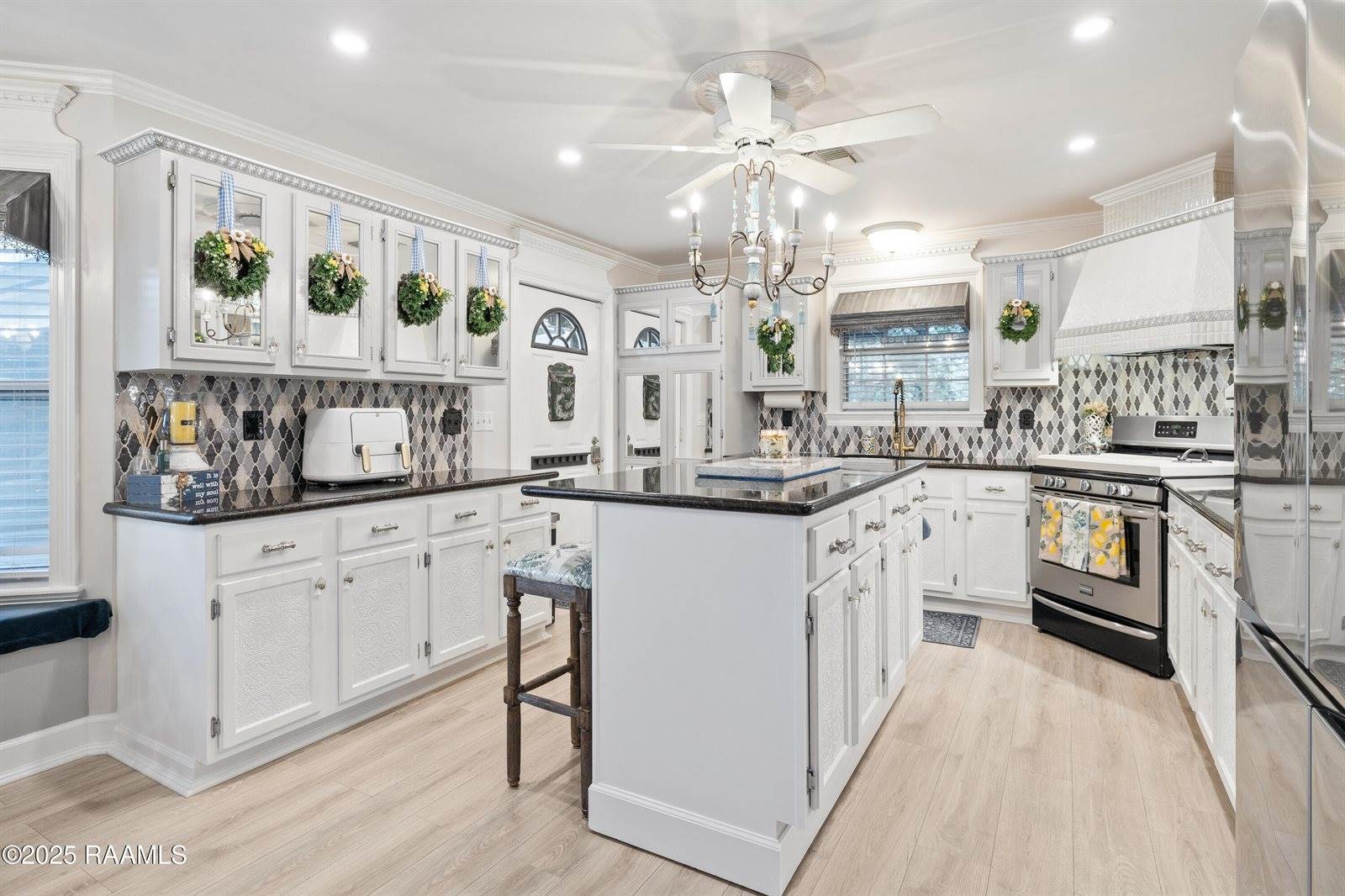 110 Sandalwood Drive, New Iberia, LA 70563