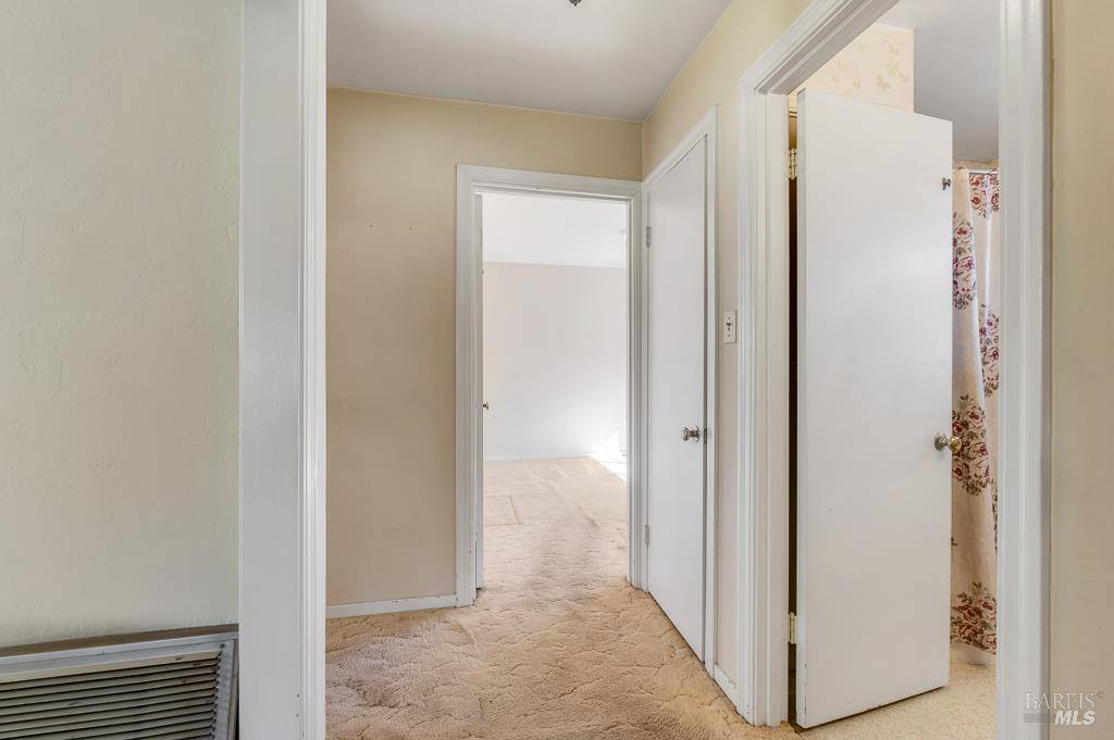 2260 Rowe Drive, Santa Rosa, CA 95403