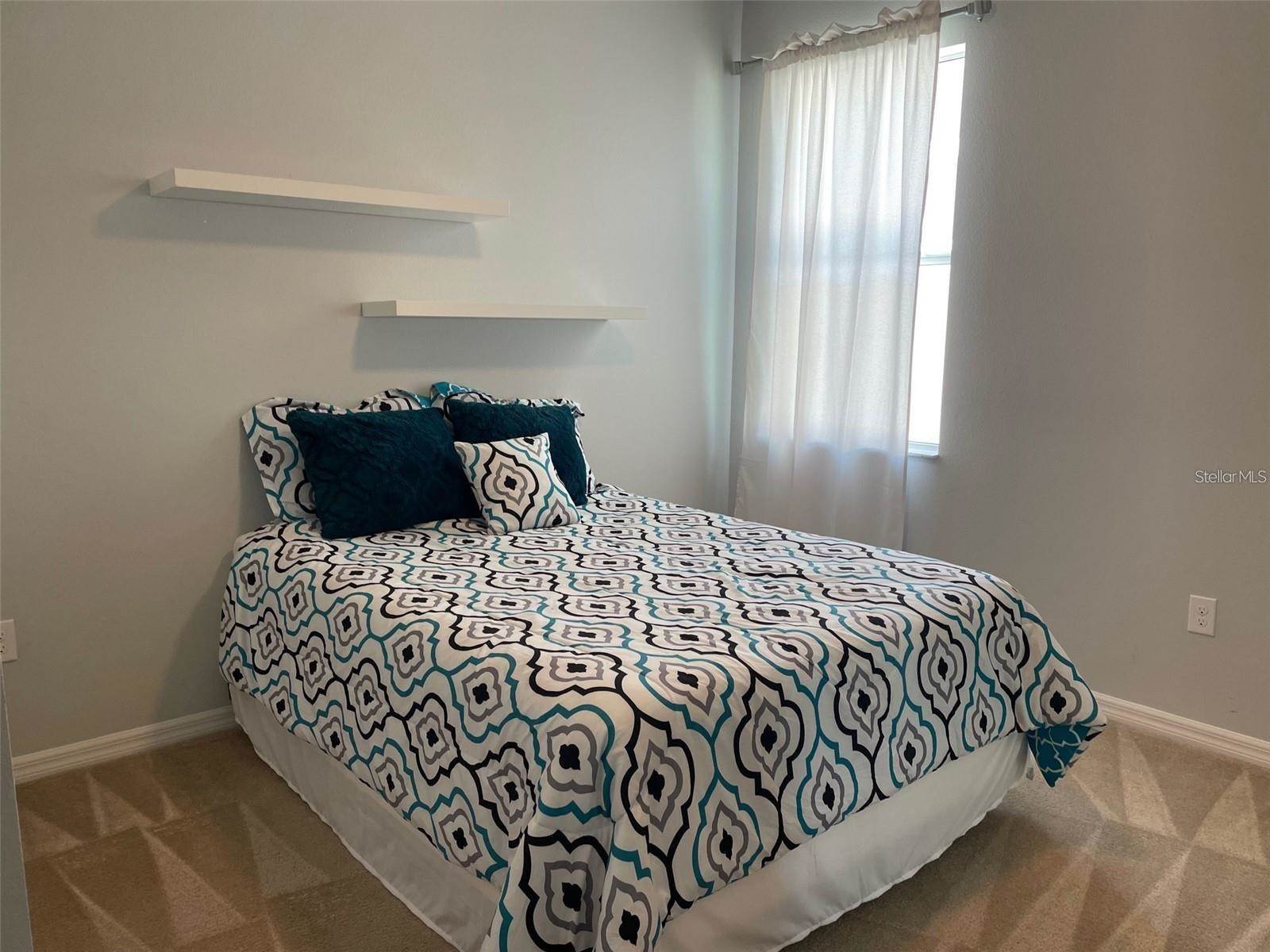 631 Star Magnolia Dr, Kissimmee, FL 34744