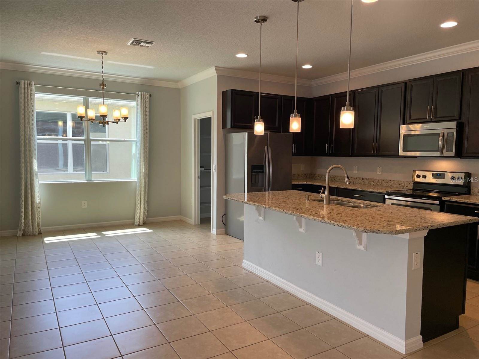 631 Star Magnolia Dr, Kissimmee, FL 34744