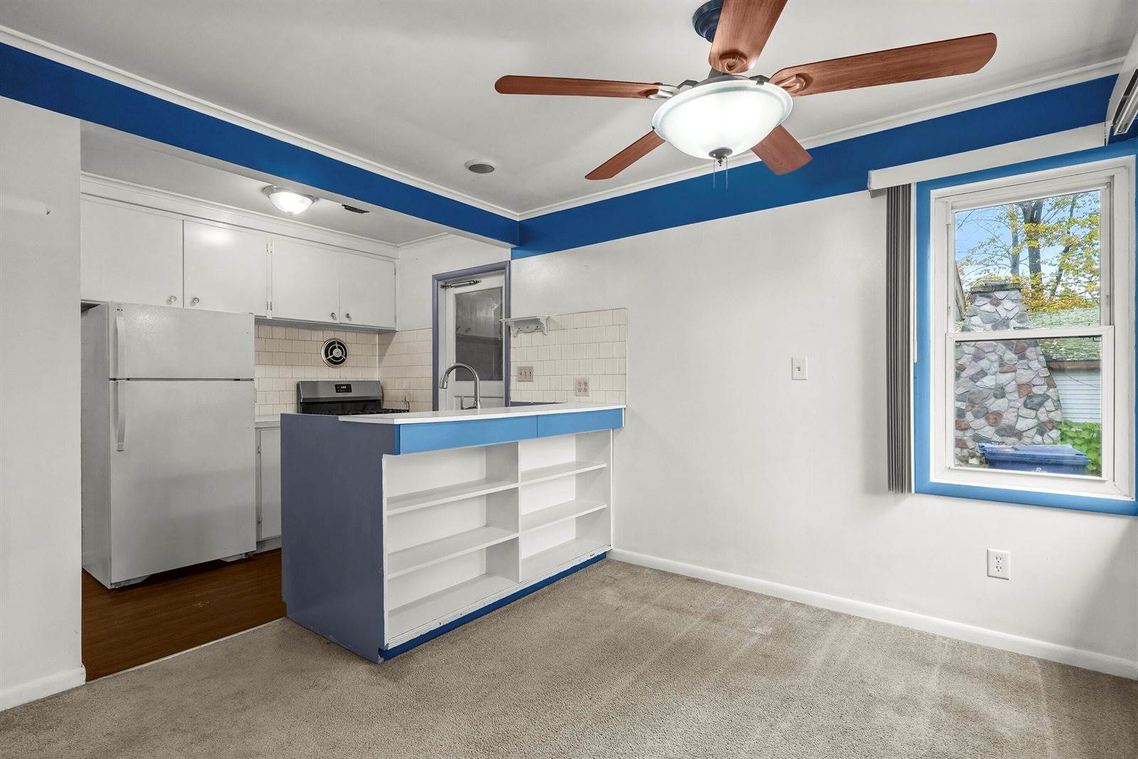 201 Beechwood Avenue, Houghton Lake, MI 48629