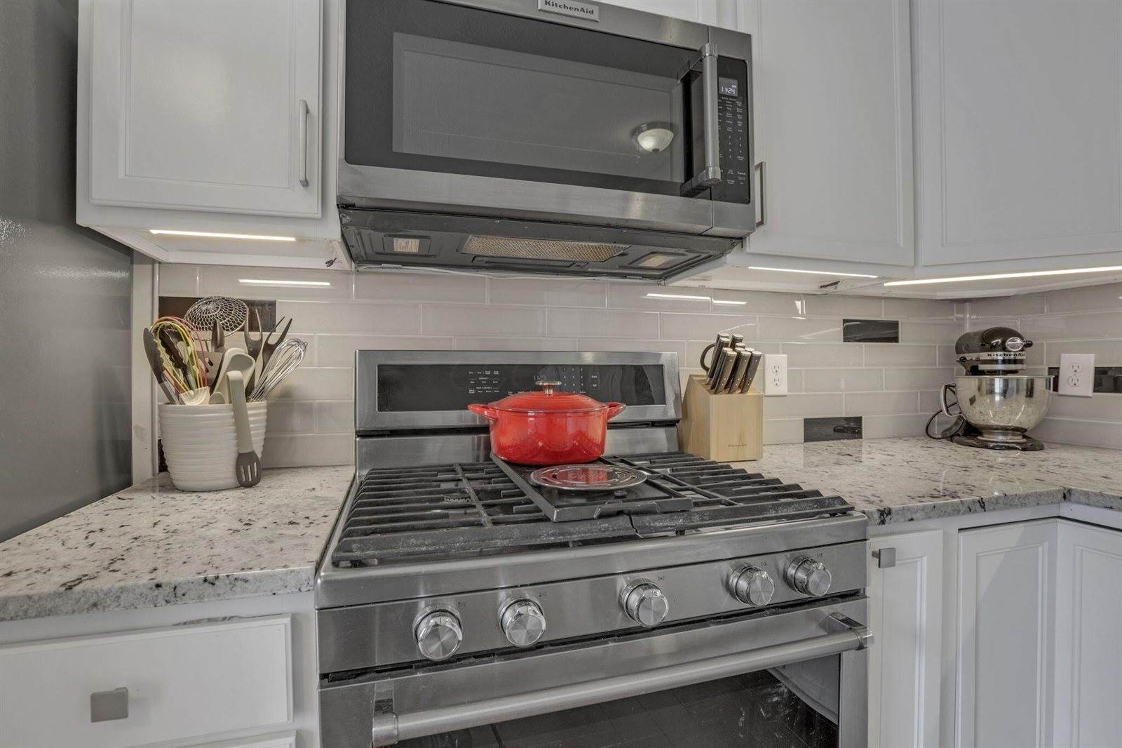 6159 Carlatun Street, Westerville, OH 43081