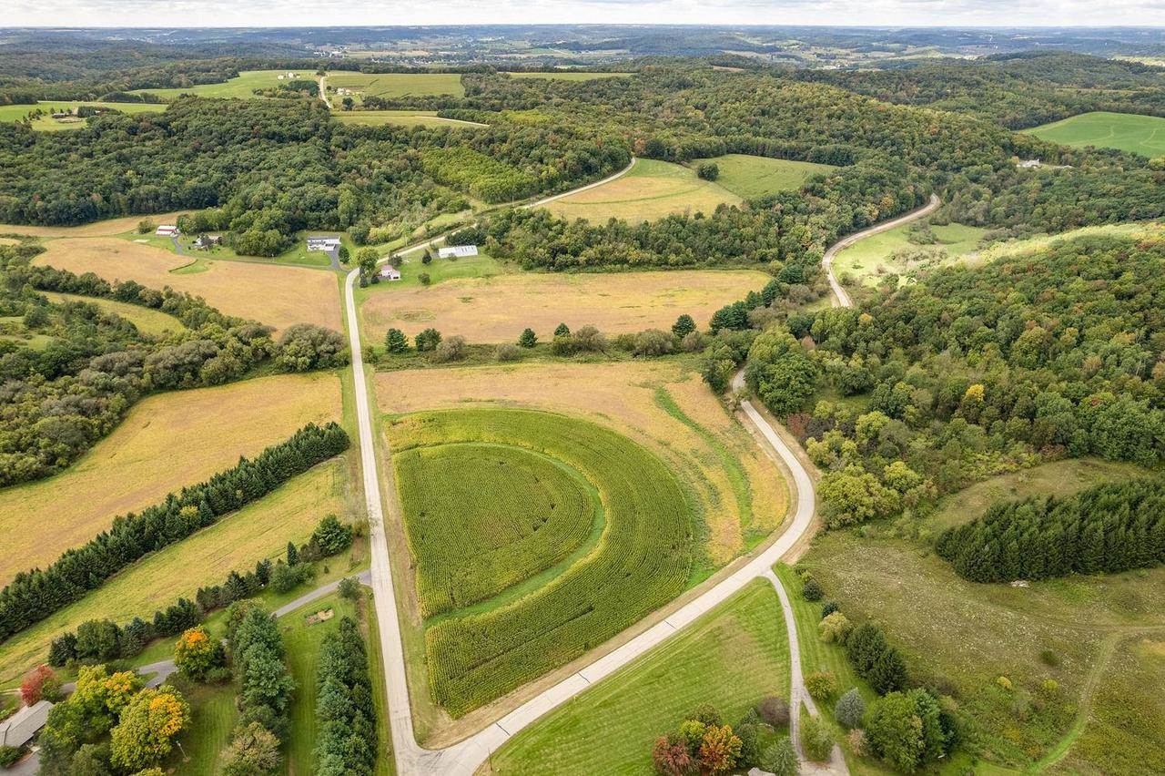 40.90+/- Kinnamon Road, Reedsburg, WI 53959