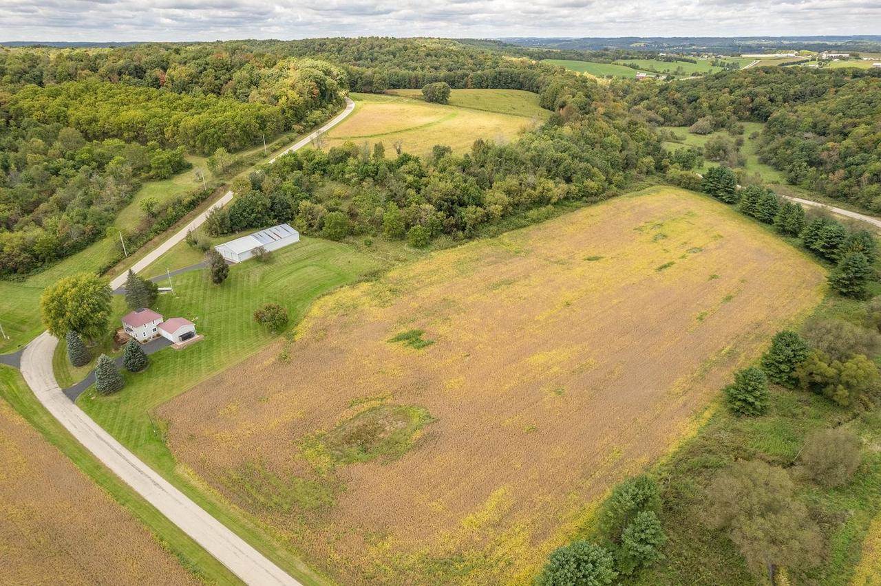 40.90+/- Kinnamon Road, Reedsburg, WI 53959