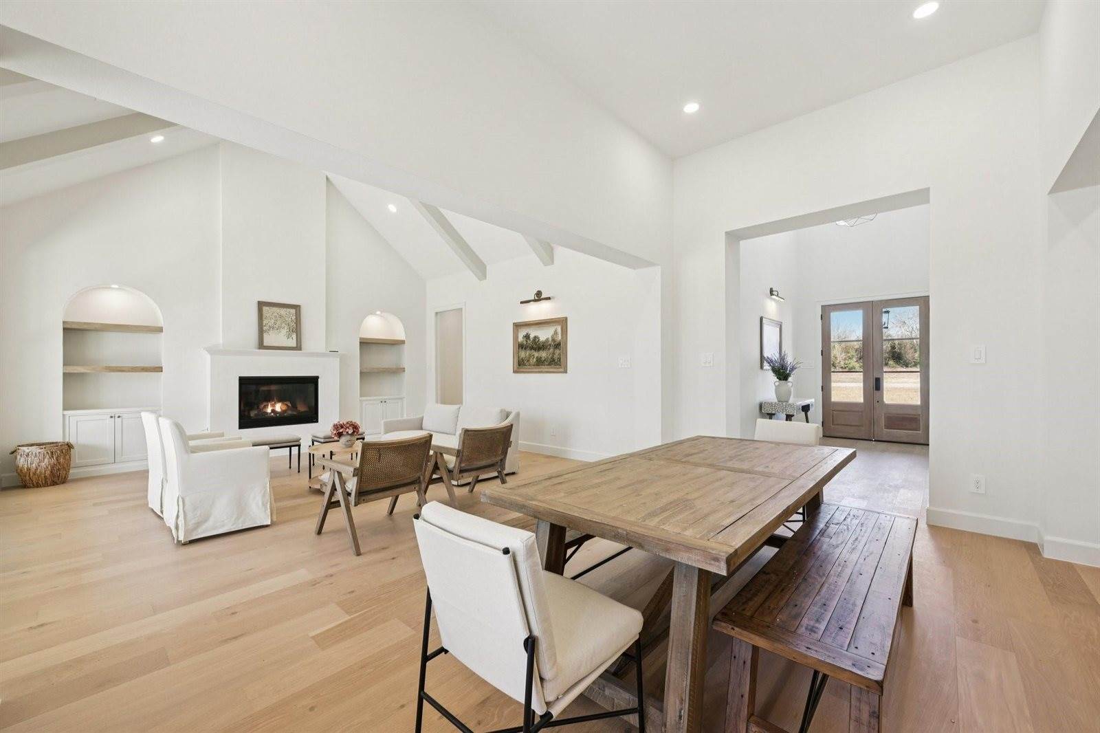 10248 Winding Branch, Chappell Hill, TX 77426