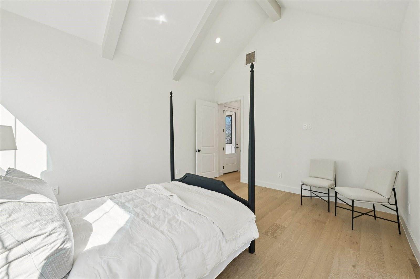 10248 Winding Branch, Chappell Hill, TX 77426