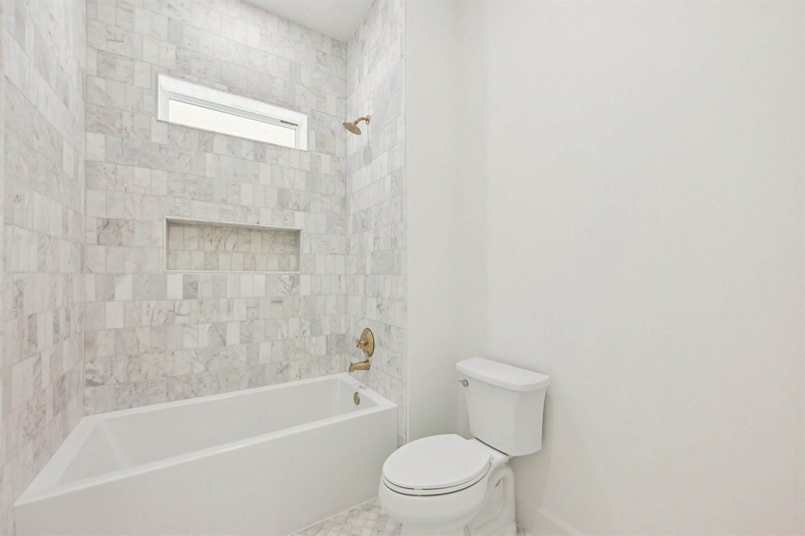 10248 Winding Branch, Chappell Hill, TX 77426