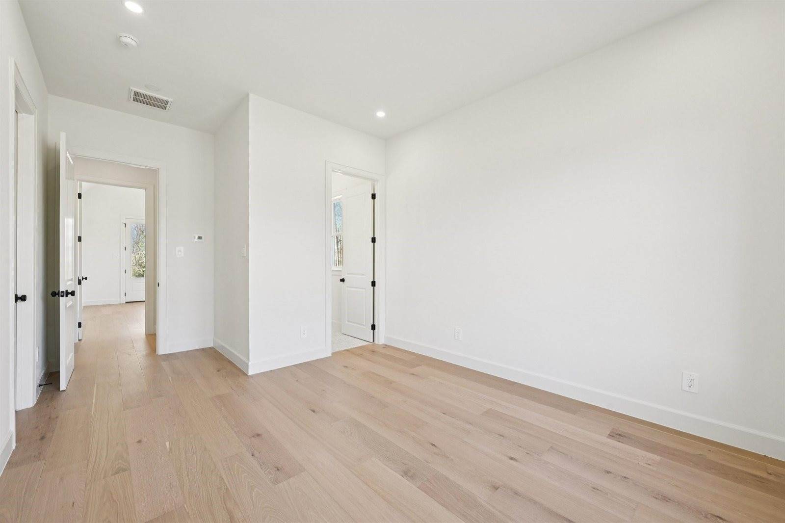 10248 Winding Branch, Chappell Hill, TX 77426