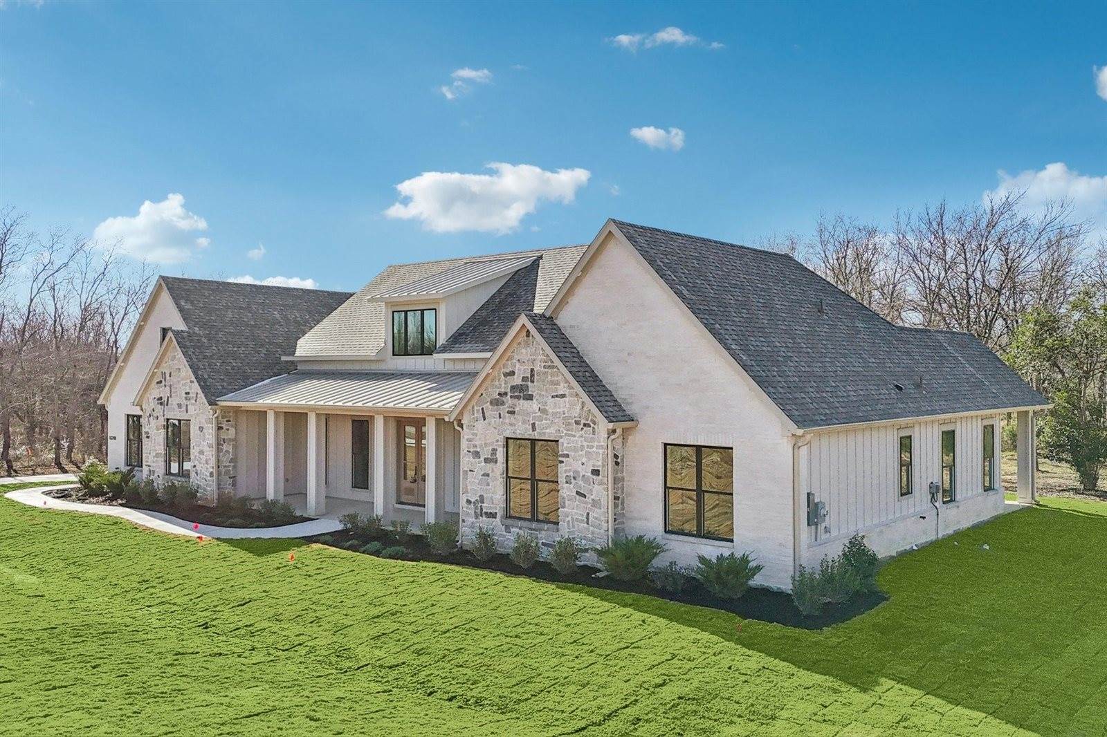 10248 Winding Branch, Chappell Hill, TX 77426