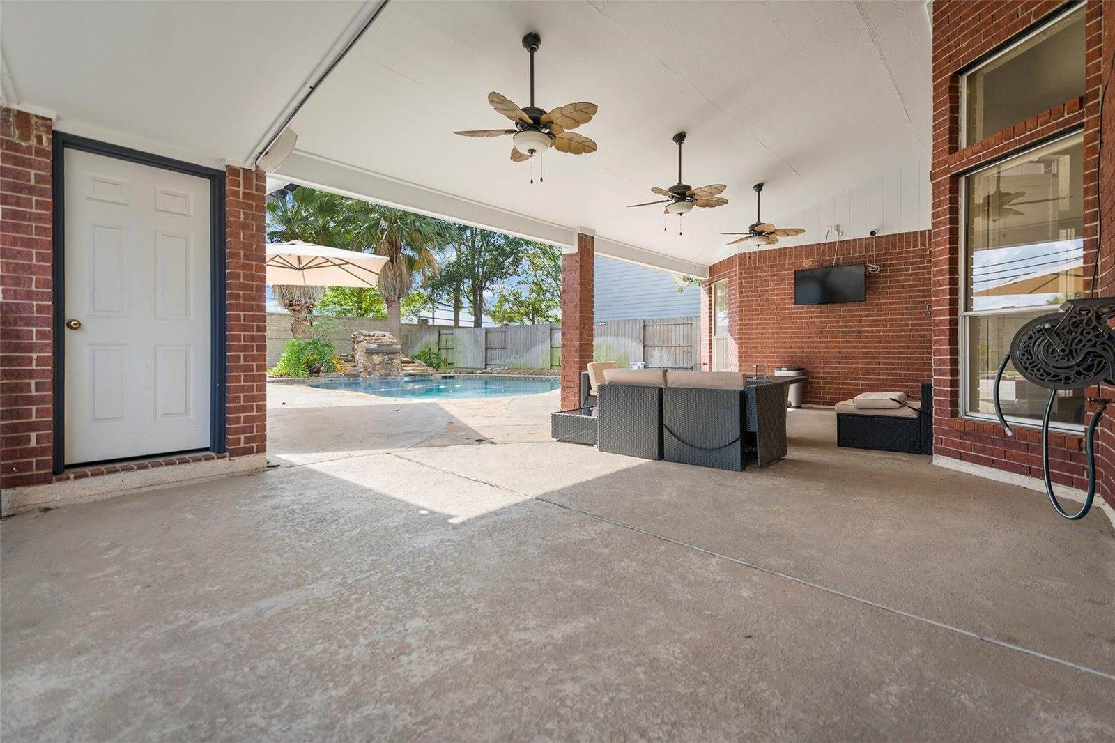 14311 Islandwoods Drive, Houston, TX 77095