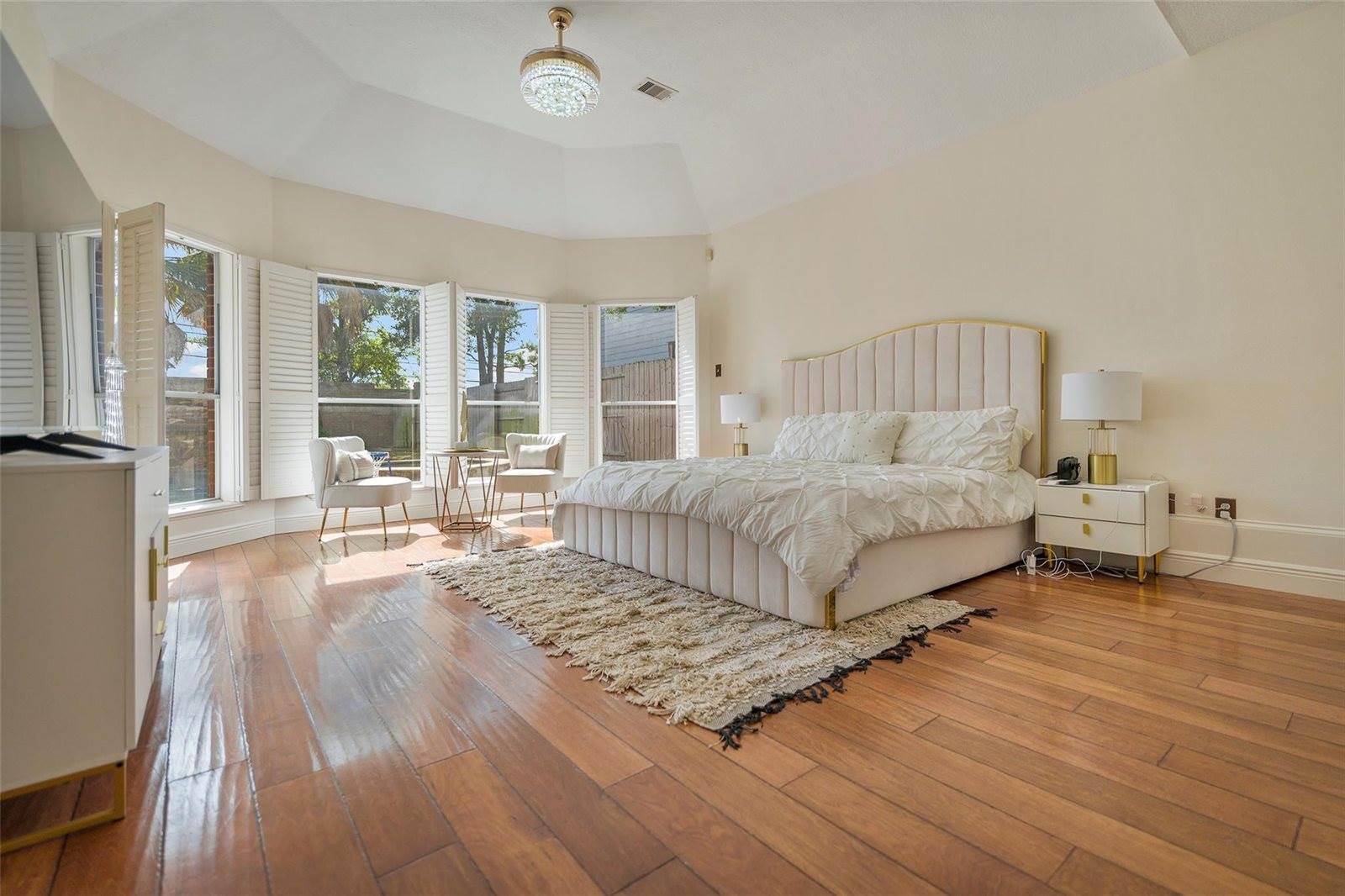 14311 Islandwoods Drive, Houston, TX 77095