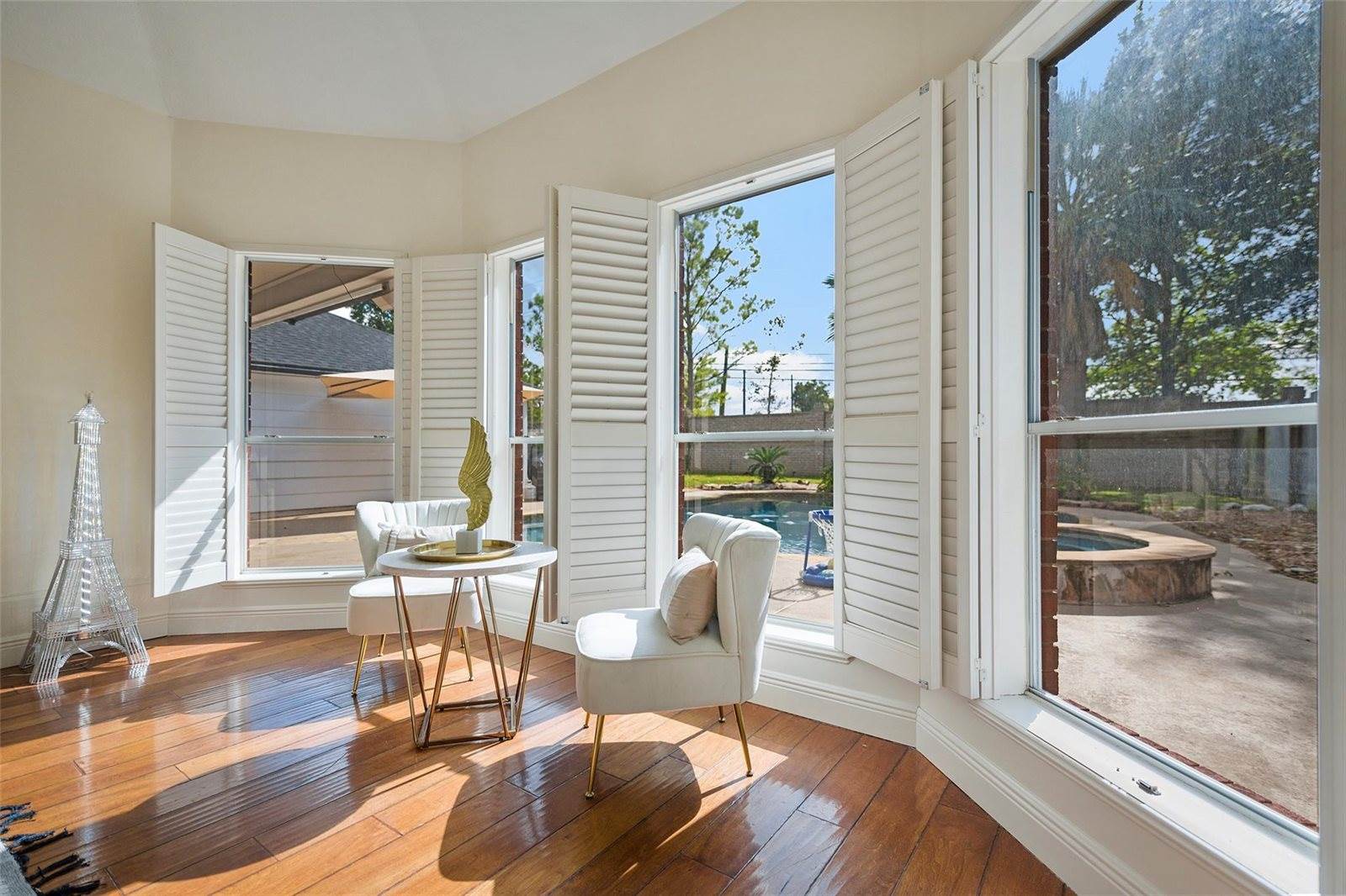 14311 Islandwoods Drive, Houston, TX 77095