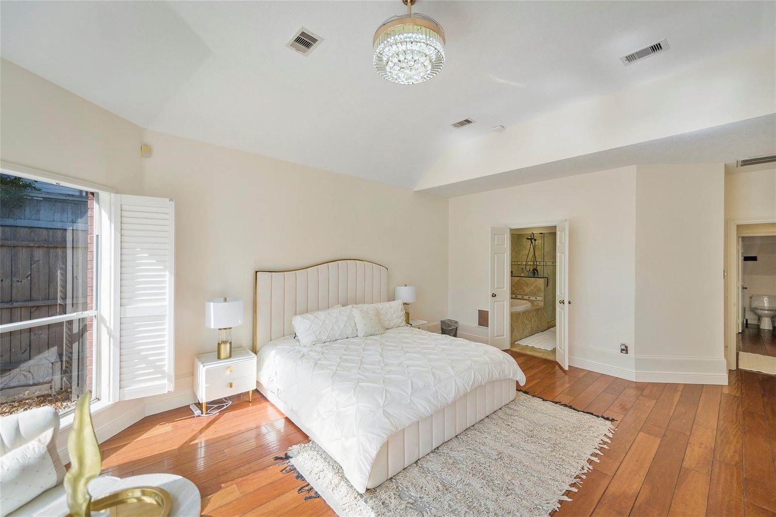 14311 Islandwoods Drive, Houston, TX 77095