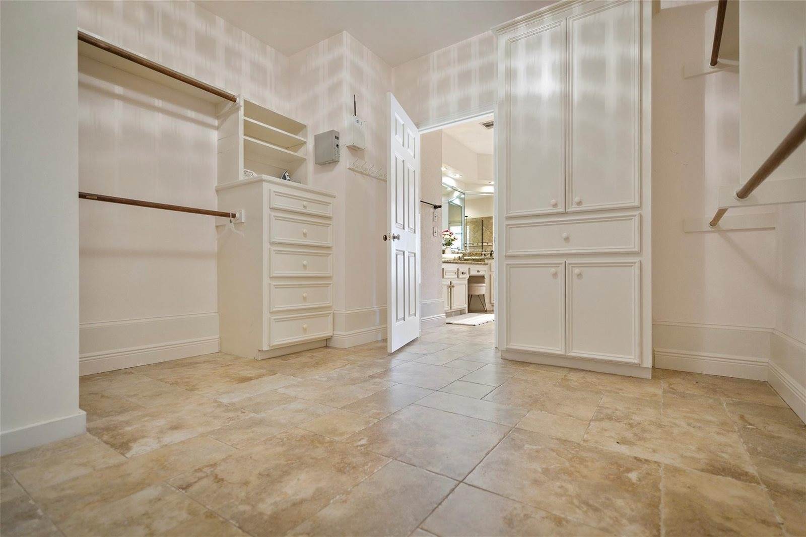 14311 Islandwoods Drive, Houston, TX 77095